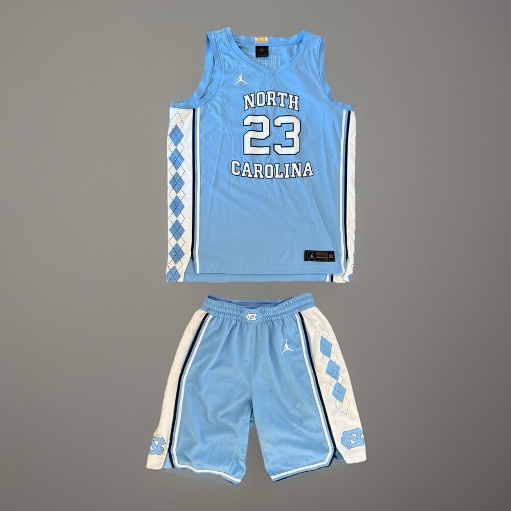 Nike UNC North Carolina Michael Jordan Tar Heels Limited Jersey And Shorts READ!